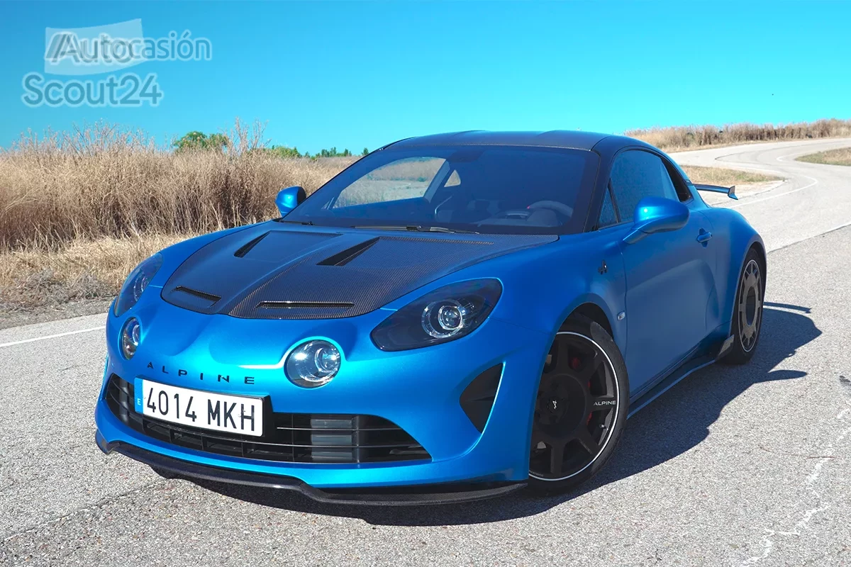 El Alpine A110 retoma elementos de diseño del primer Alpine.
